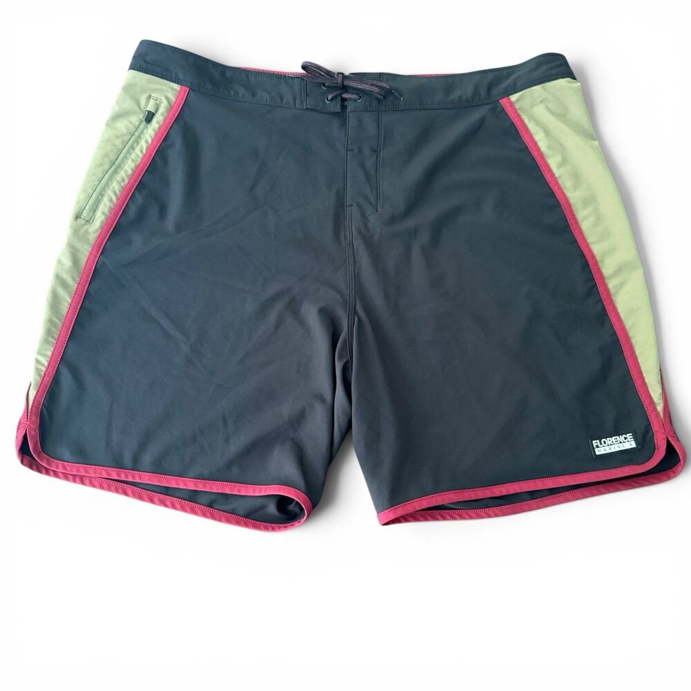 Florence Marine X Shorts Mens 38 Black Burgee Waypoint Board Surf Swim Trunks